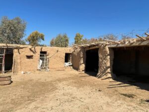 بيوت الطين في اذربان (تصوير عديلة شاهين)